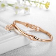 Women Stylish Four-Piece Bangle Analog Quartz Wrist Watch - Image 8